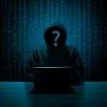 Famoso pirata informatico offre 100mila$ ad altri hacker per nuovi attacchi.